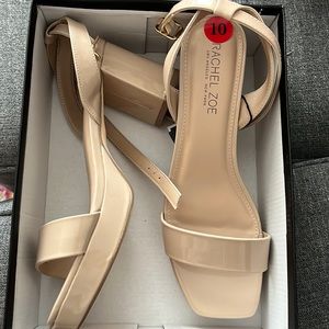 Size 10 nude chunky heel